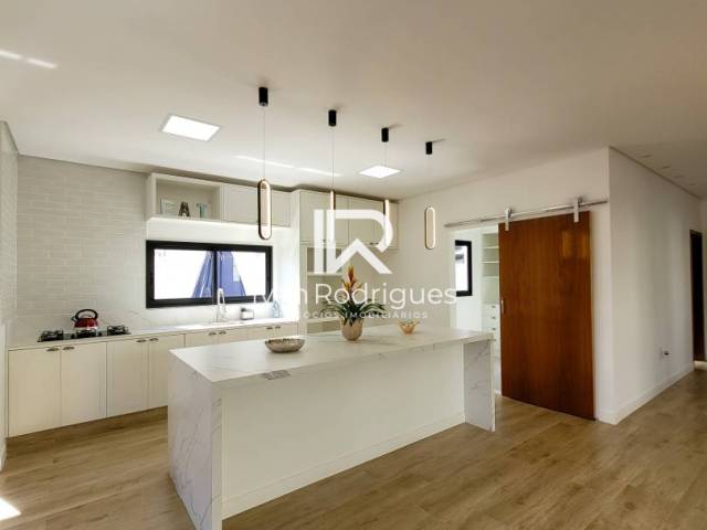 Casa para Venda em Campos do Jordão - 5