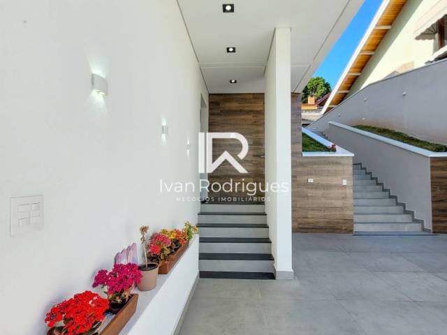 #11 - Casa para Venda em Campos do Jordão - SP