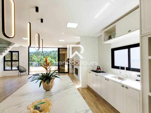 Casa para Venda em Campos do Jordão - 4