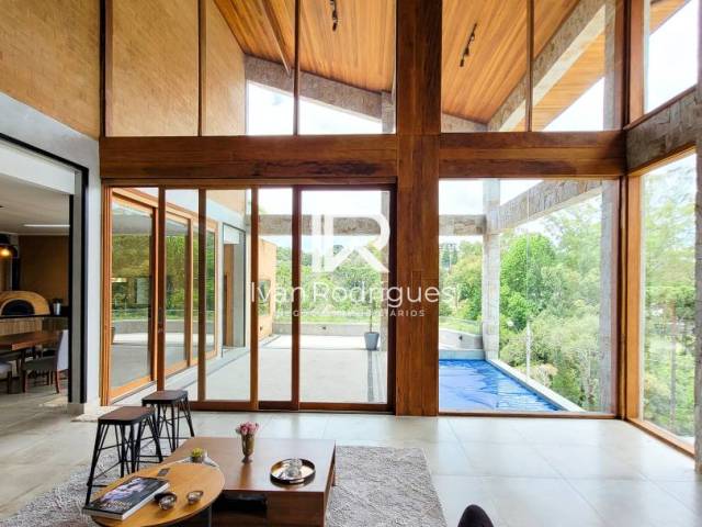 #12 - Casa em condomínio para Venda em Campos do Jordão - SP