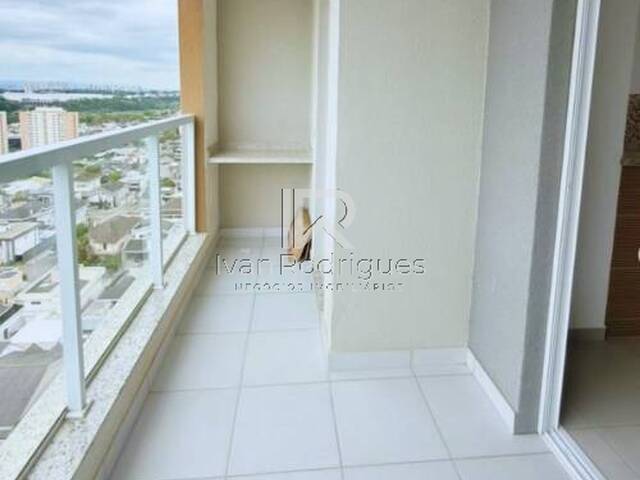 Venda em Loteamento Villa Branca - Jacareí