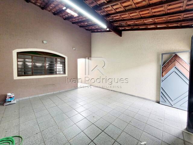 #46 - Casa para Venda em Jacareí - SP