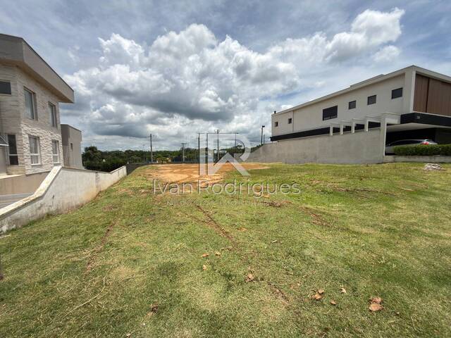 #65 - Terreno em condomínio para Venda em São José dos Campos - SP