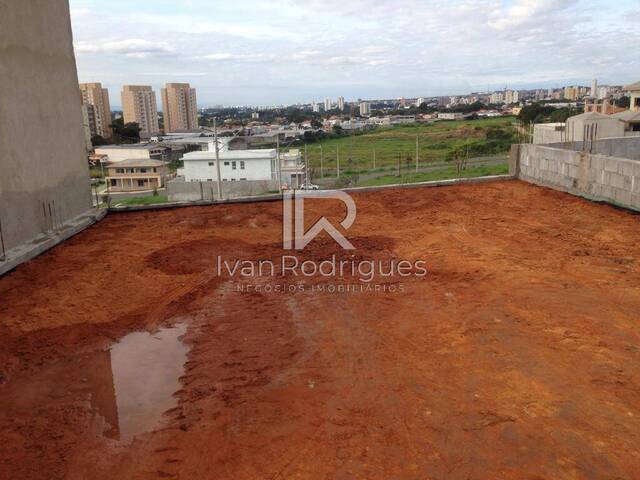 Terreno para Venda em Jacareí - 5