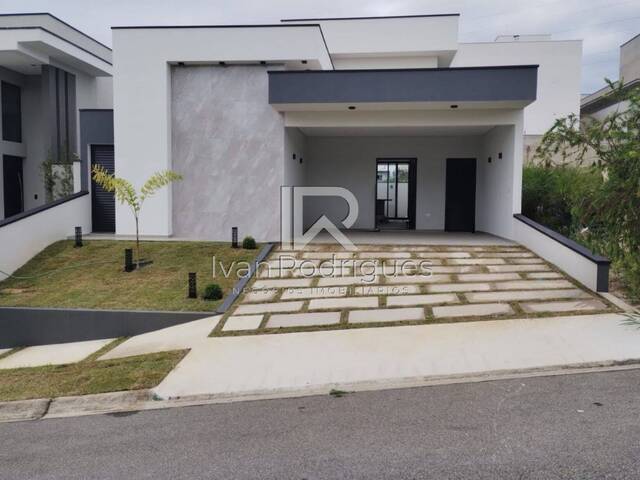 #80 - Casa em condomínio para Venda em Jacareí - SP - 1