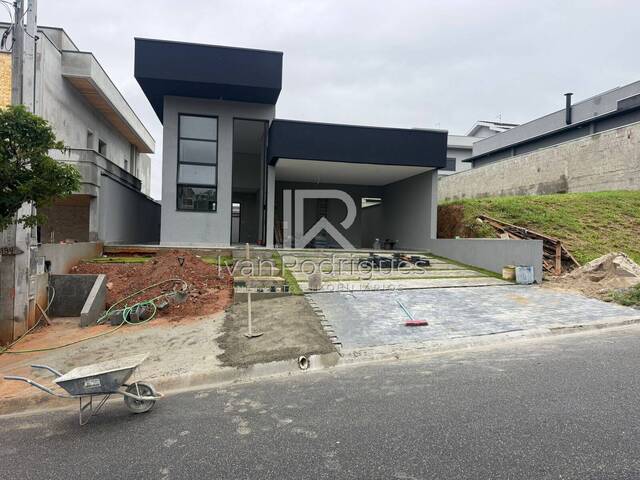 #81 - Casa em condomínio para Venda em Jacareí - SP - 1