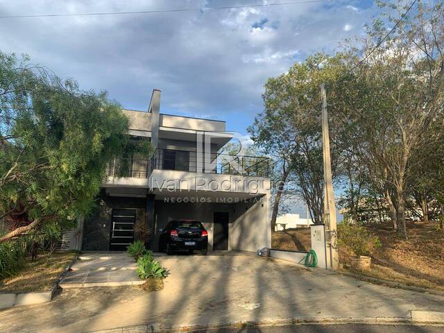 #84 - Casa em condomínio para Venda em Jacareí - SP - 2