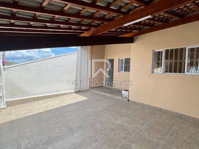 #87 - Casa para Venda em Jacareí - SP