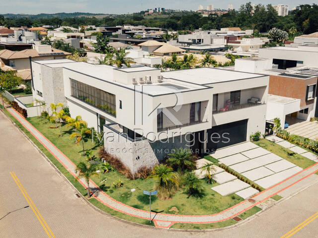 Venda em Condomínio Chácara Serimbura - São José dos Campos