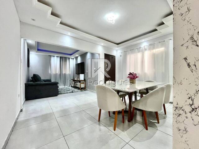 #106 - Casa para Venda em Jacareí - SP - 3