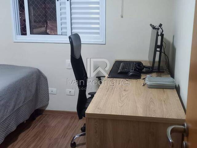 Apartamento para Venda em Jacareí - 4