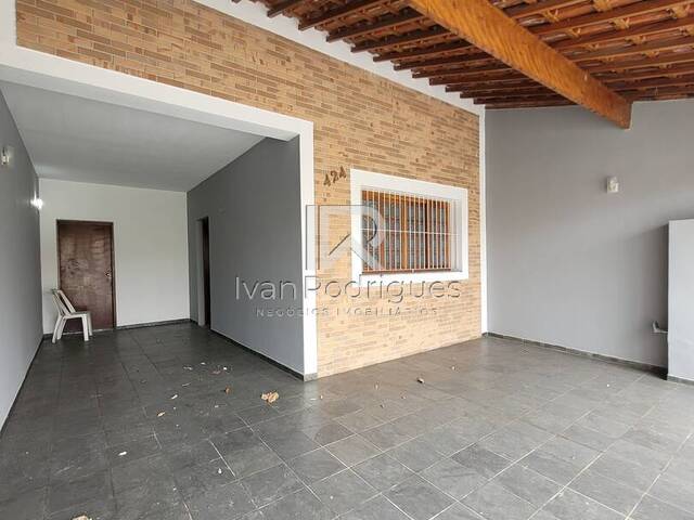 #124 - Casa para Venda em Jacareí - SP - 1