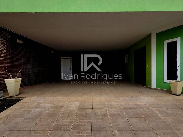 #134 - Casa para Venda em Jacareí - SP