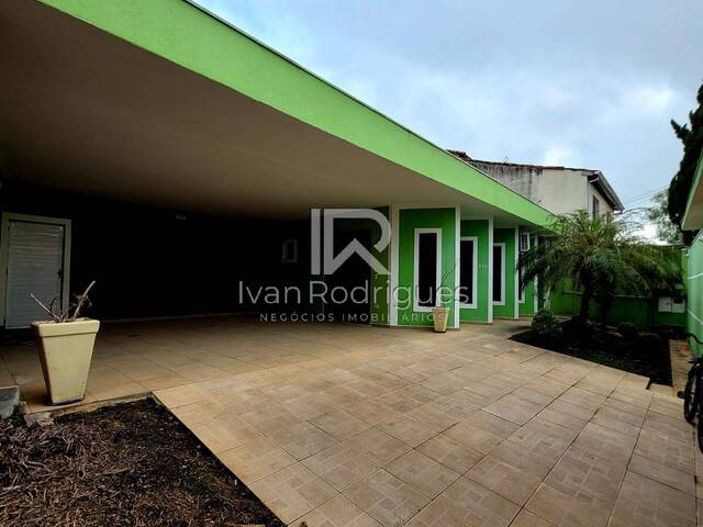 #134 - Casa para Venda em Jacareí - SP