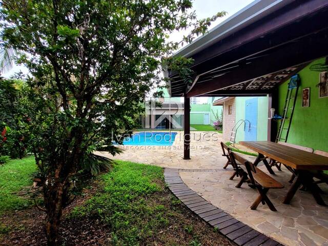 #134 - Casa para Venda em Jacareí - SP