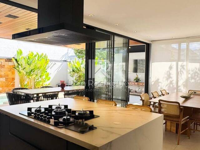 Casa em condomínio para Venda em São José dos Campos - 4